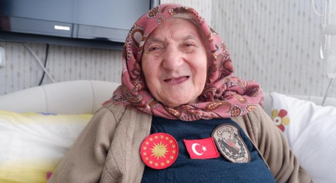  Erzurum'un asırlık ninesi son yolculuğuna uğurlandı